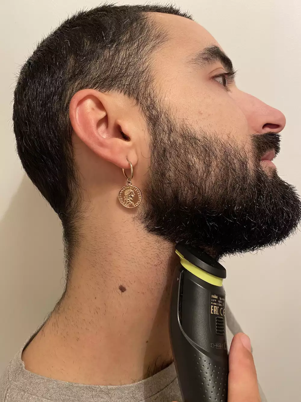 Beard neckline 3