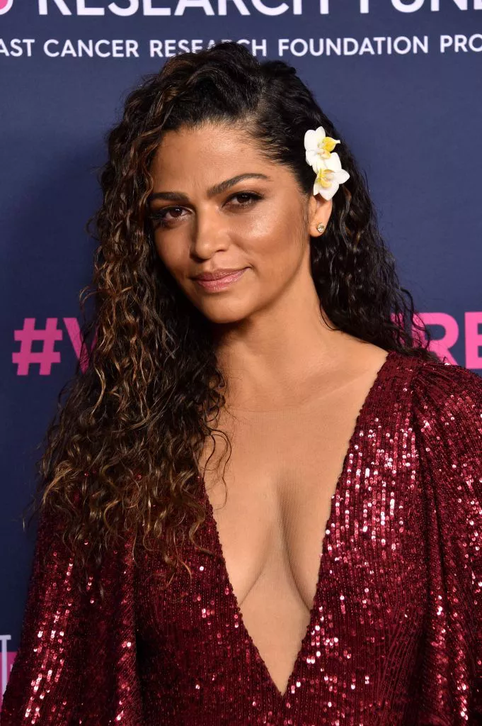 Camila Alves side-parted long "wet" curly hair