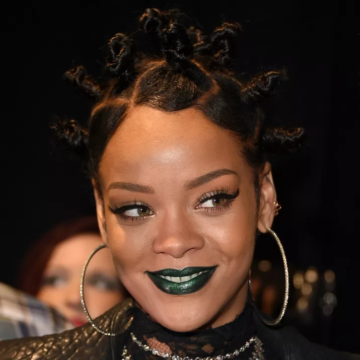 How to Style Naturally Curly Hair Heat-Free Bantu Knots Rihanna