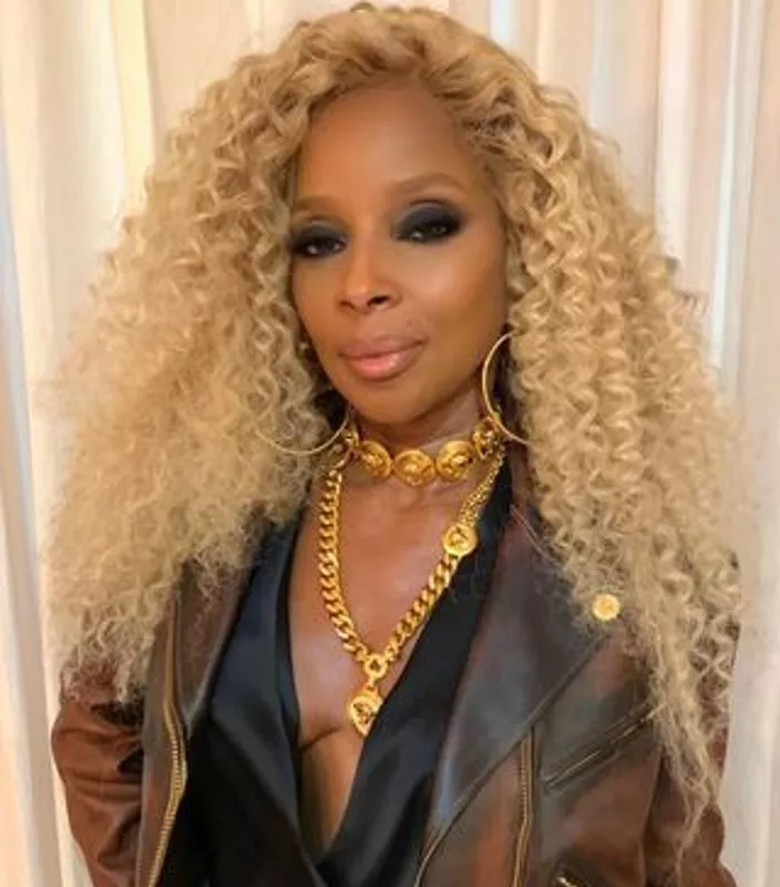 Mary J. Blige long blonde curly hair