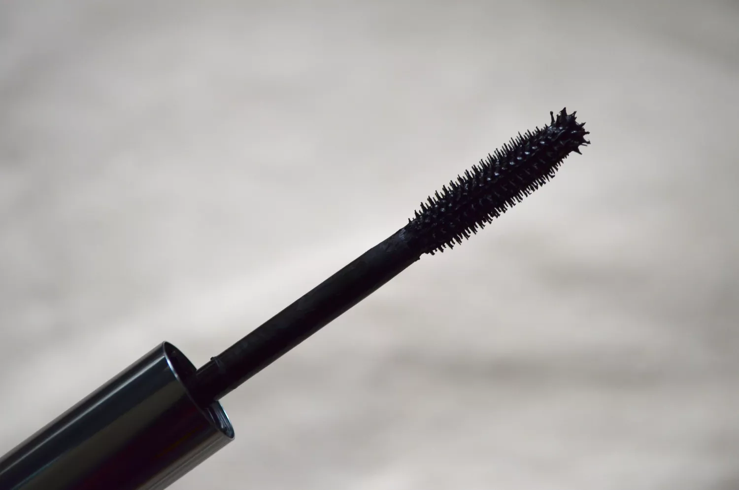 benefit they're real mascara wand close up