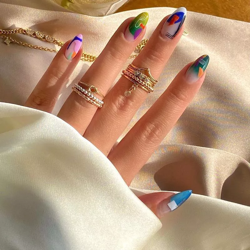 Colorful abstract nails
