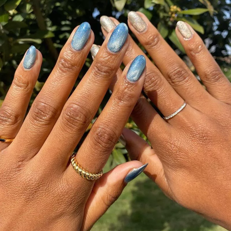 Blue and silver velvet nails