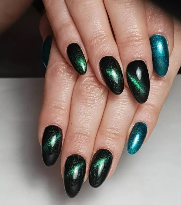 Green and blue cat eye nails