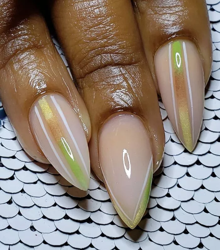 Clean and linear cat eye nails