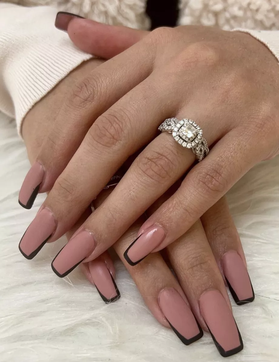 square-shaped nails with dip powder black-lined polish
