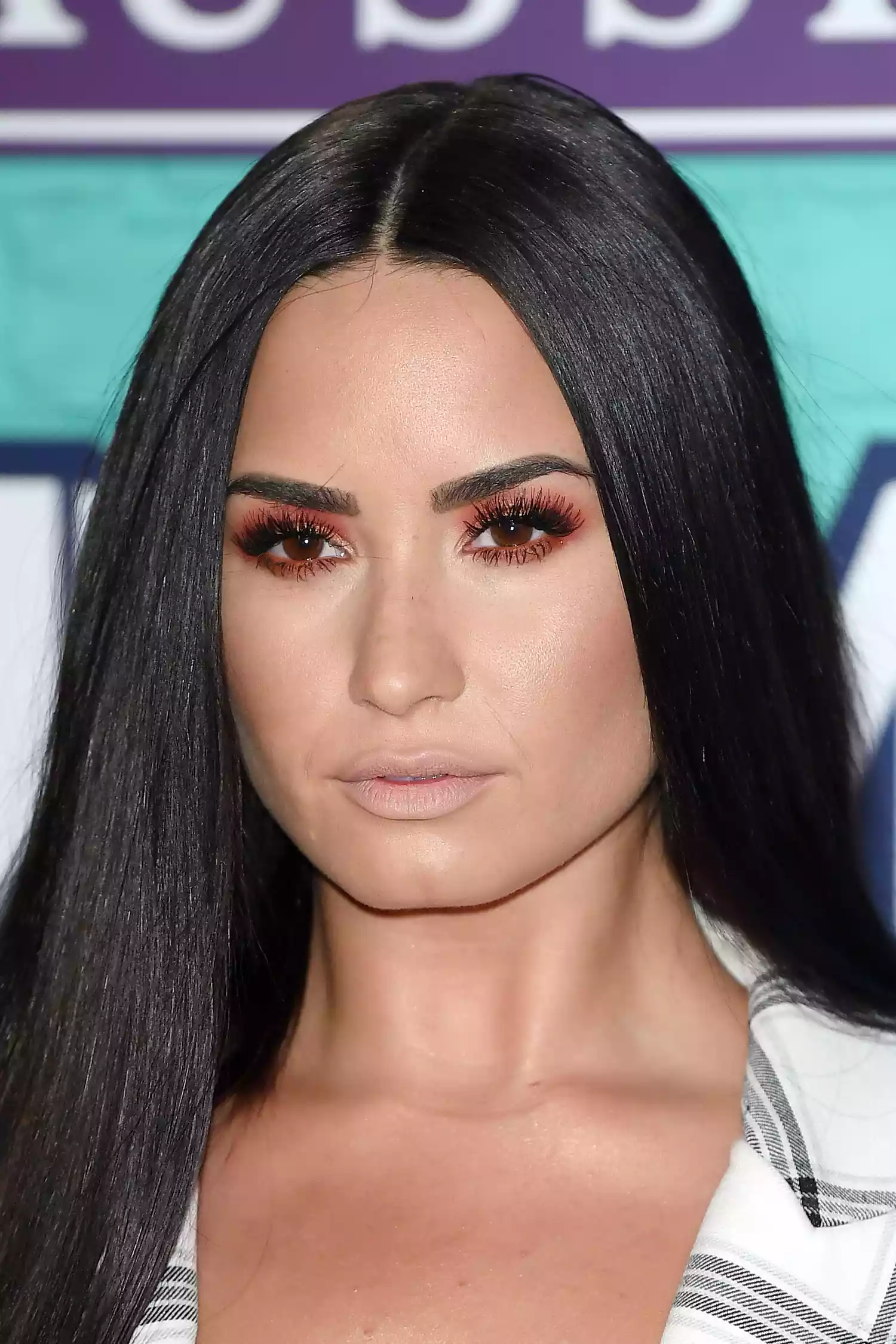 MTV EMAs 2017 - Red Carpet Arrivals - Demi Lovato