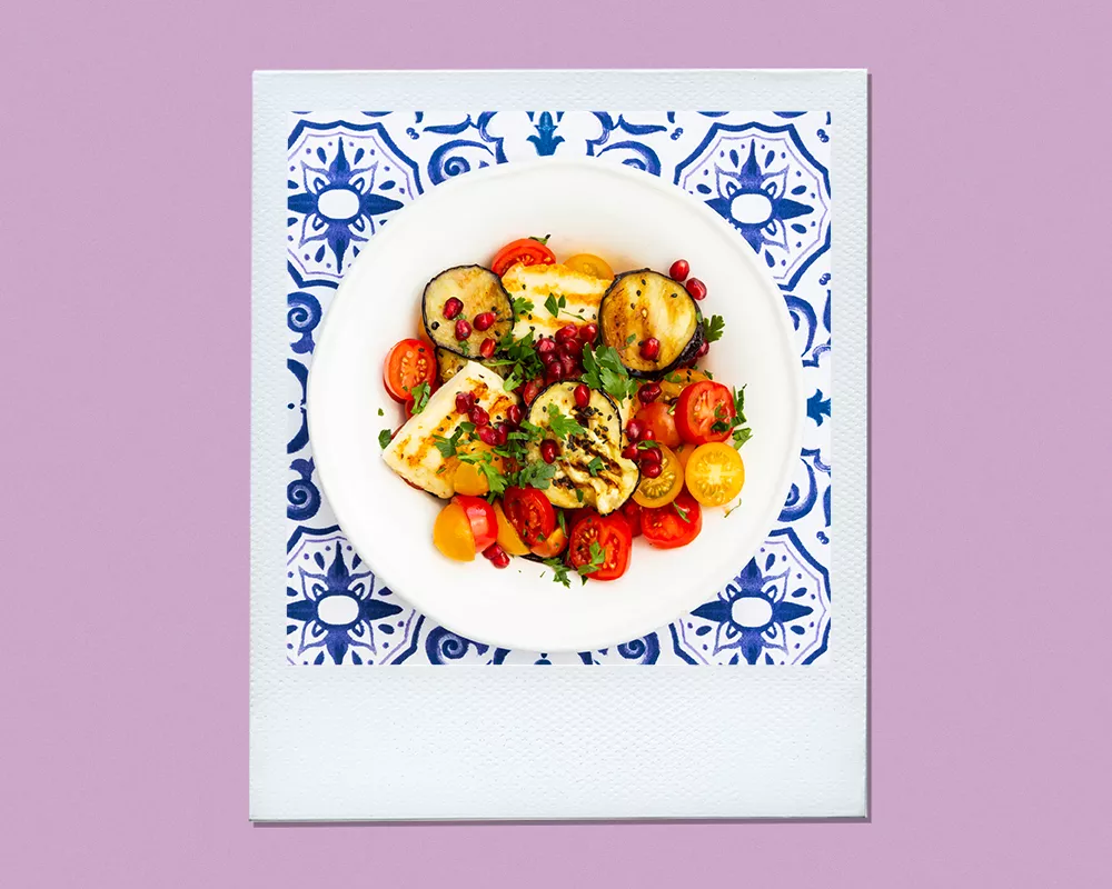 Volumetric Diet Guide- Vegetable Salad with Halloumi and Pomegranate