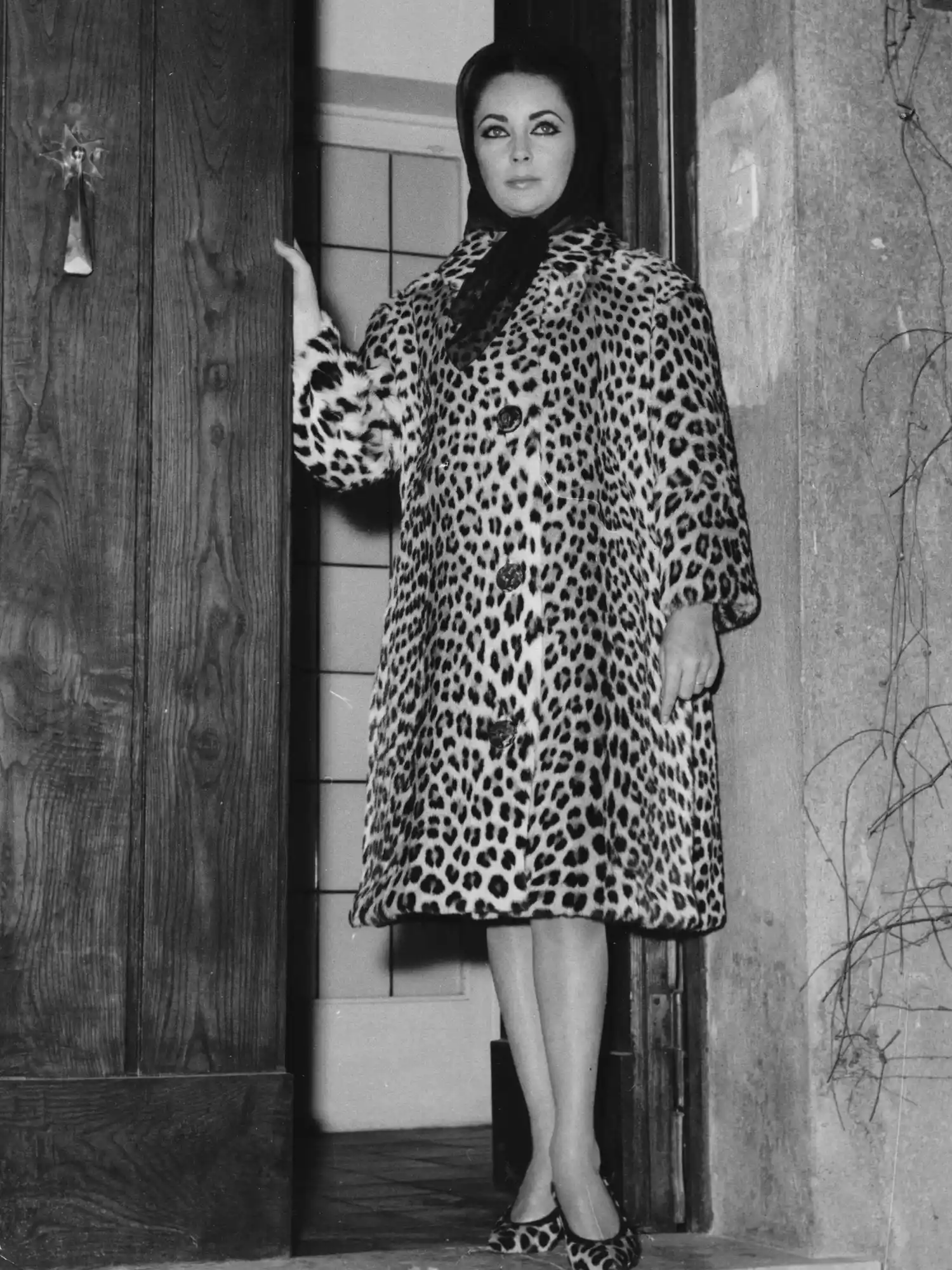 '60s Fashion Leopard Print on Elizabeth Taylor