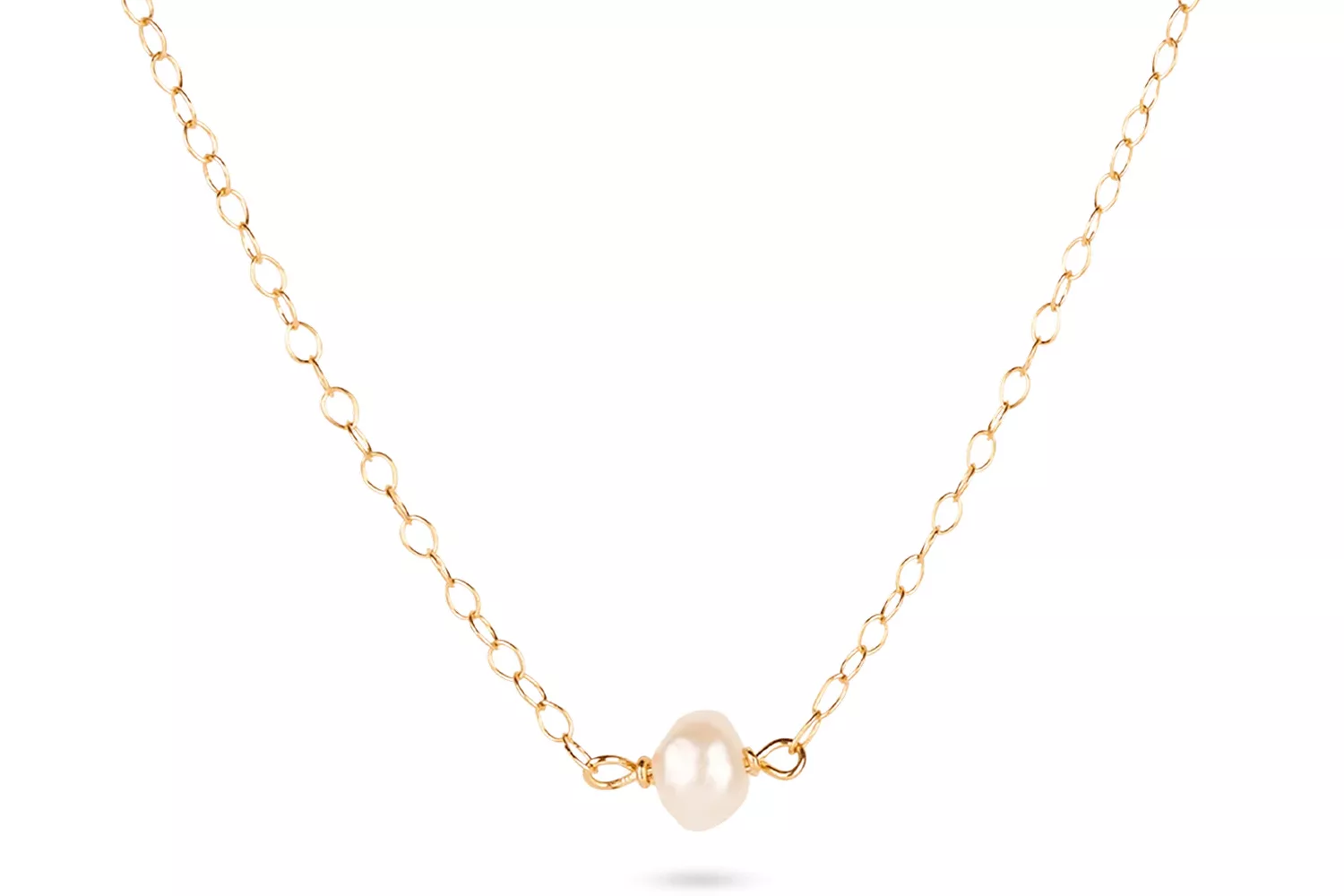 STONE AND STRAND Tiny Solitaire Pearl Necklace