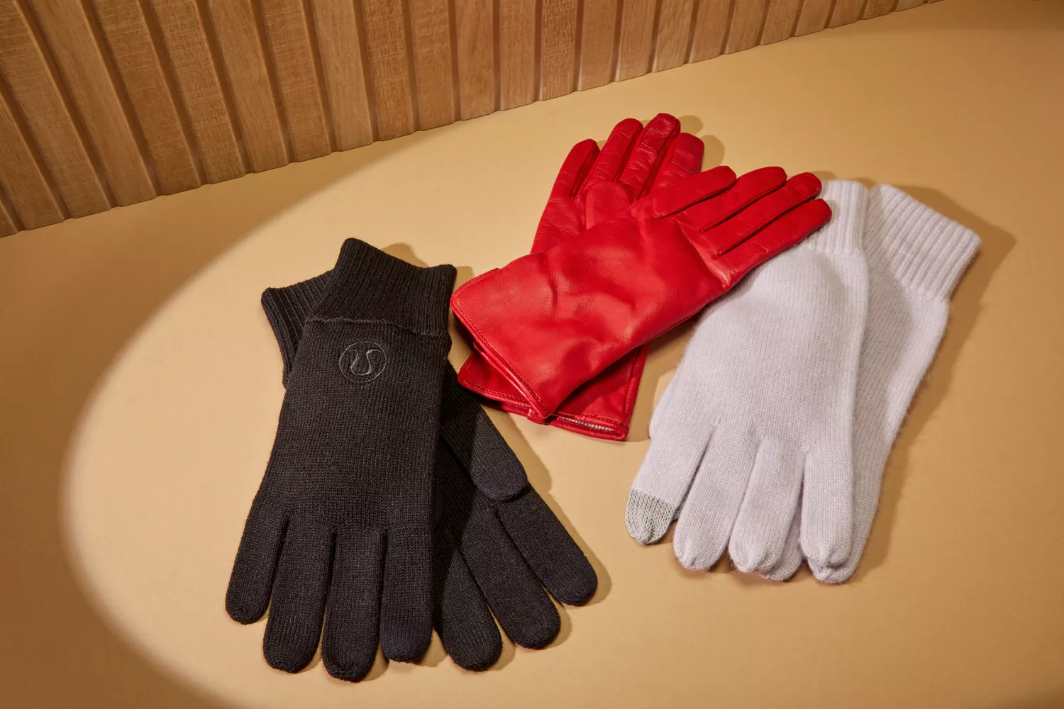 Touchscreen gloves tout