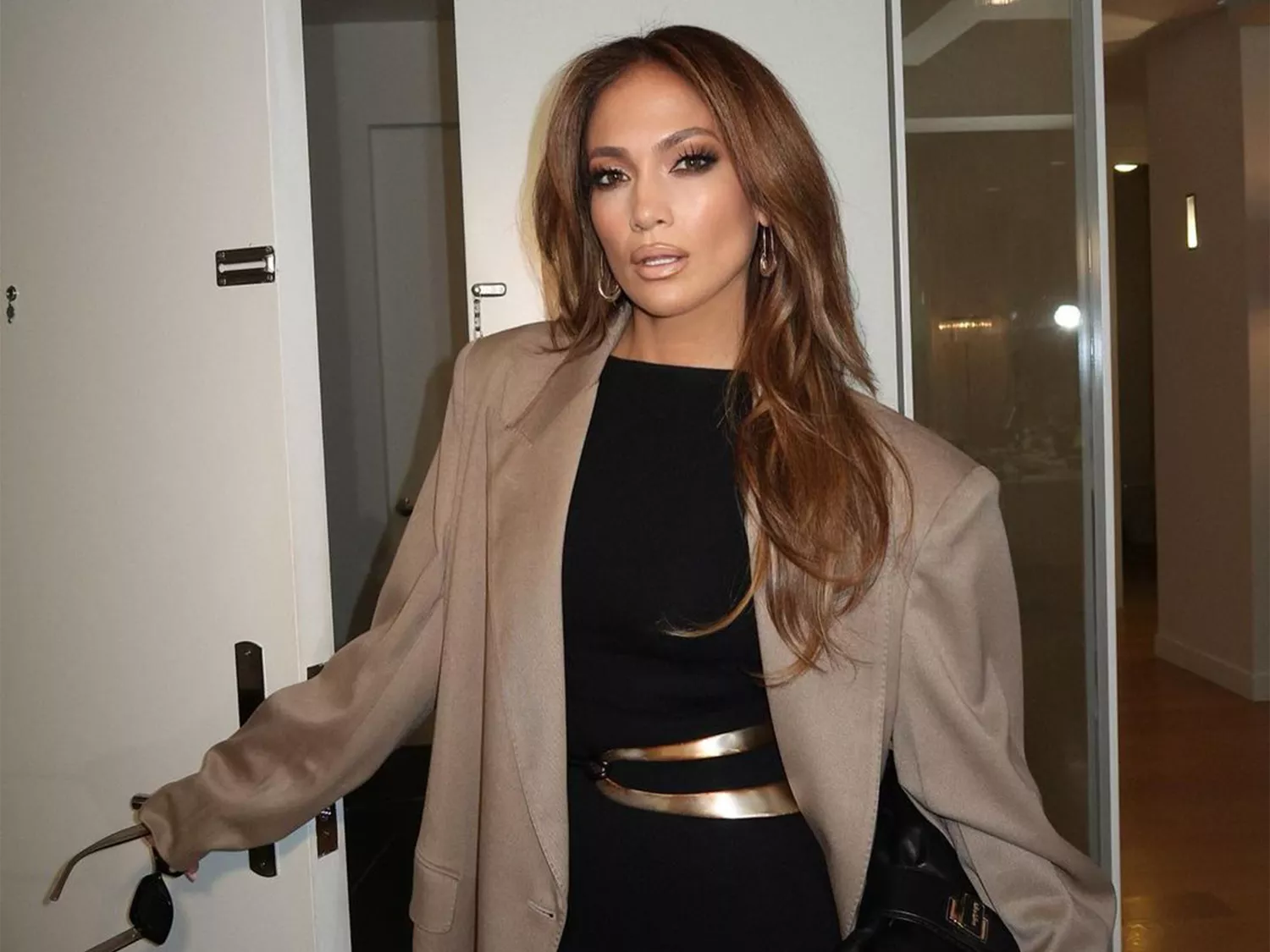 Jennifer Lopez in a blazer 