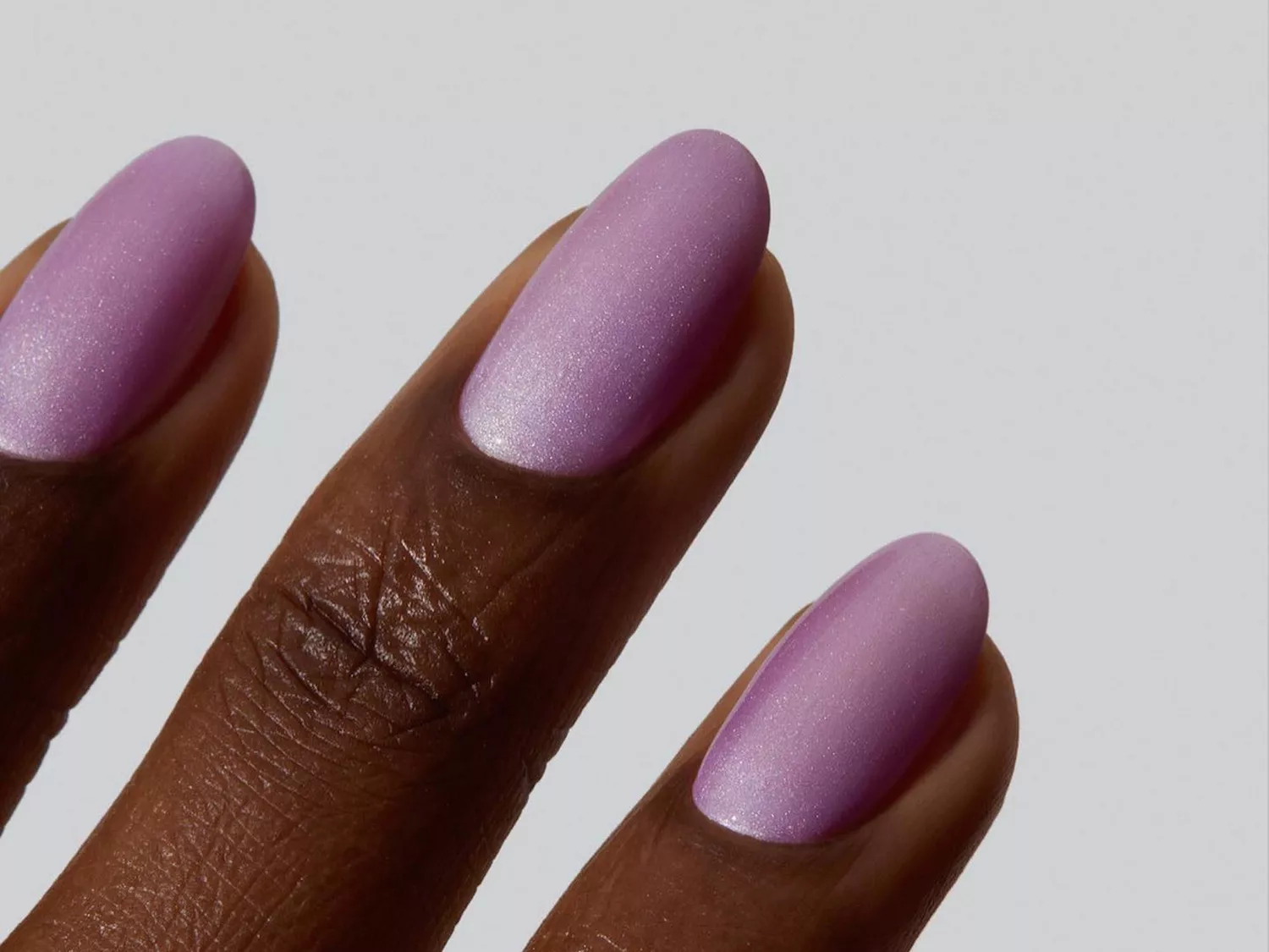 Pearlescent lavender manicure