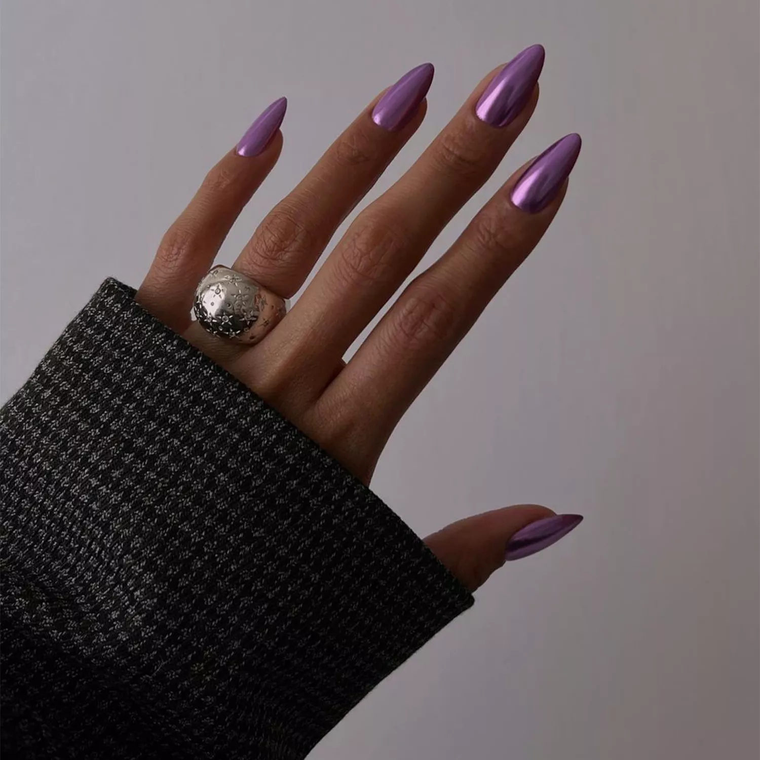 Lavender chrome nails 