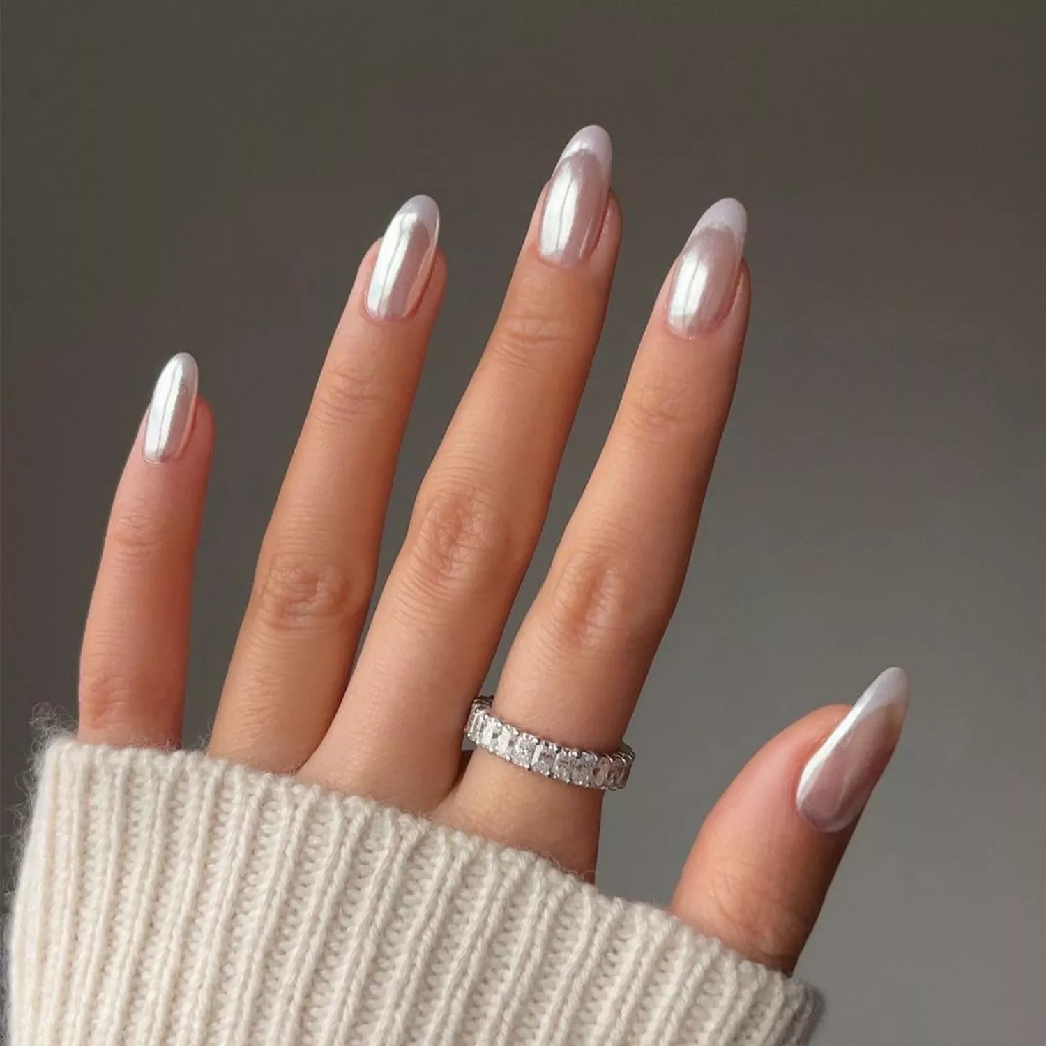 vanilla french manicure trend
