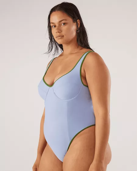 Model wearing Ookioh one piece bathing suit 